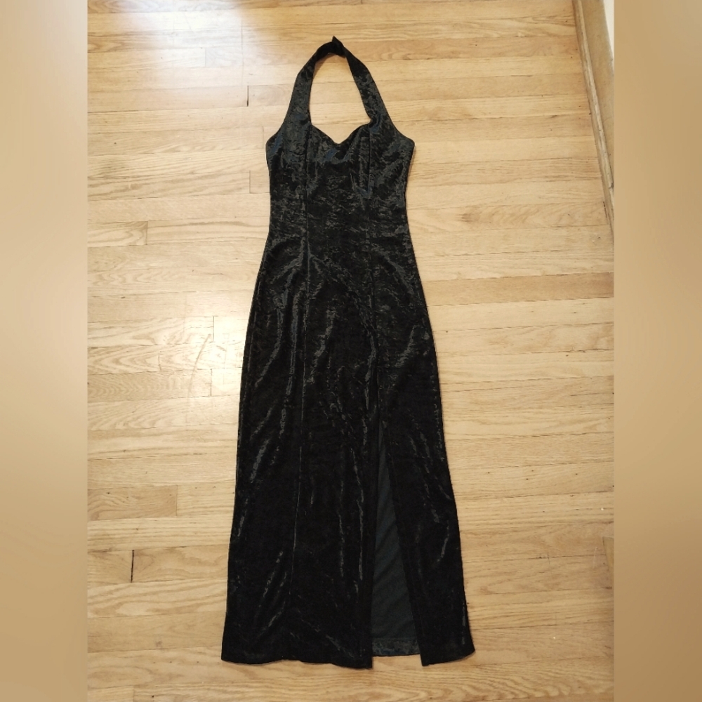Crushed velvet, sweetheart neckline, halter dress with front slit